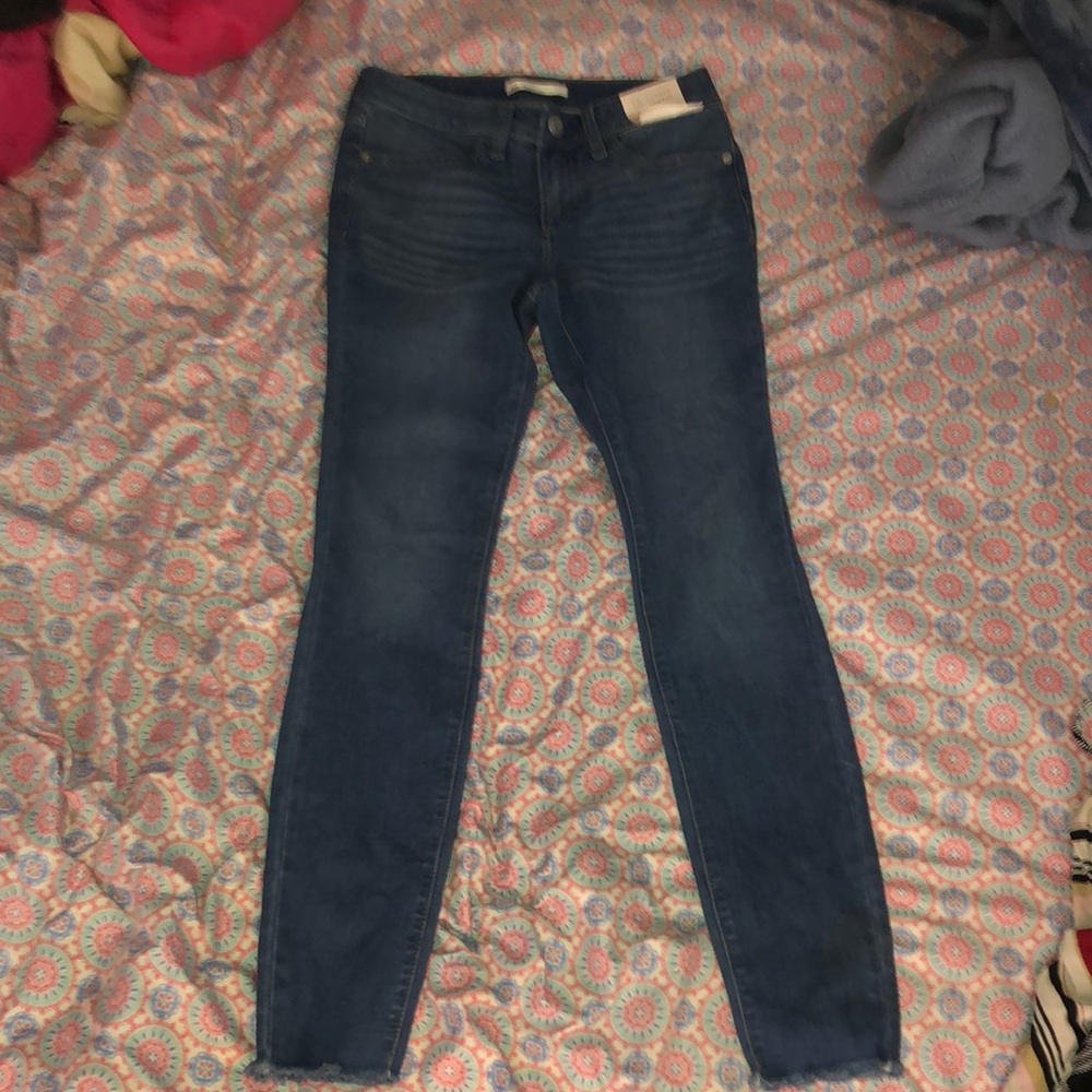 women’s skinny jeans never been worn